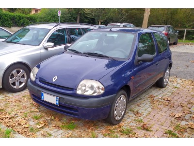 Renault Clio 1.1 3p - NEOPATENTATI